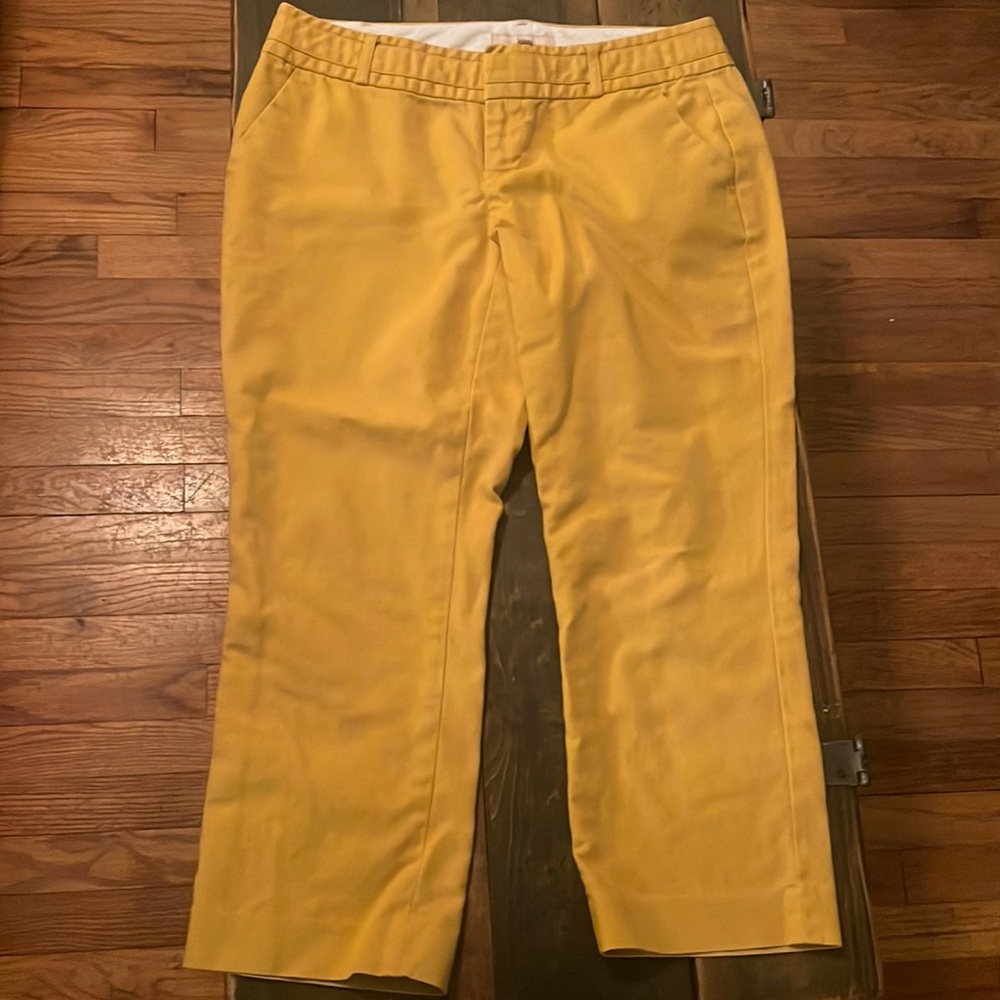 Women’s banana republic capris